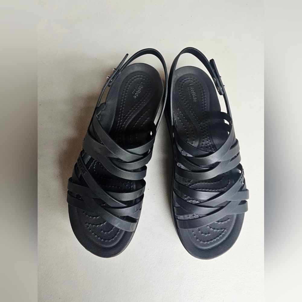 CROCS Black Strappy Sandals Comfort Slip-On Sz 6